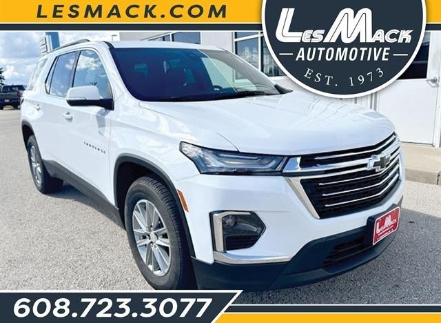 2023 Chevrolet Traverse LT Cloth in Summit White — front three-quarter view